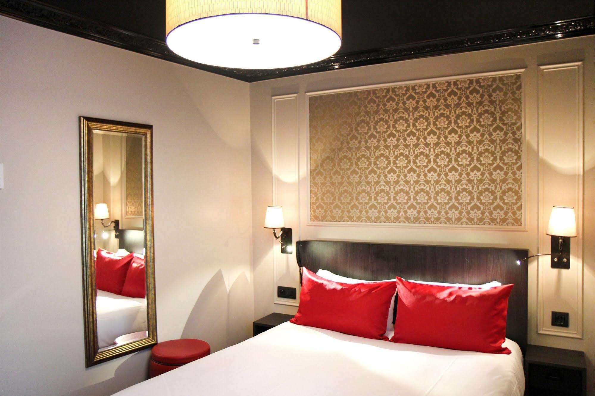 Western Le Montmartre – Saint Pierre Hotel 3*